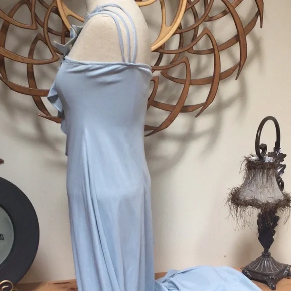 HOST PIC💕💕Beautiful Light Blue Long Dress Sz 5/6 - Picture 4 of 6